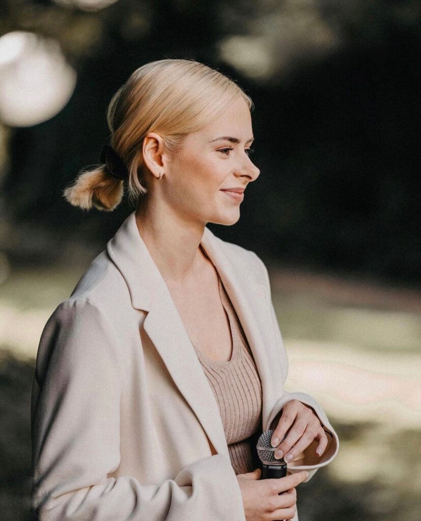 Sängerin Lorena Kirchhoffer